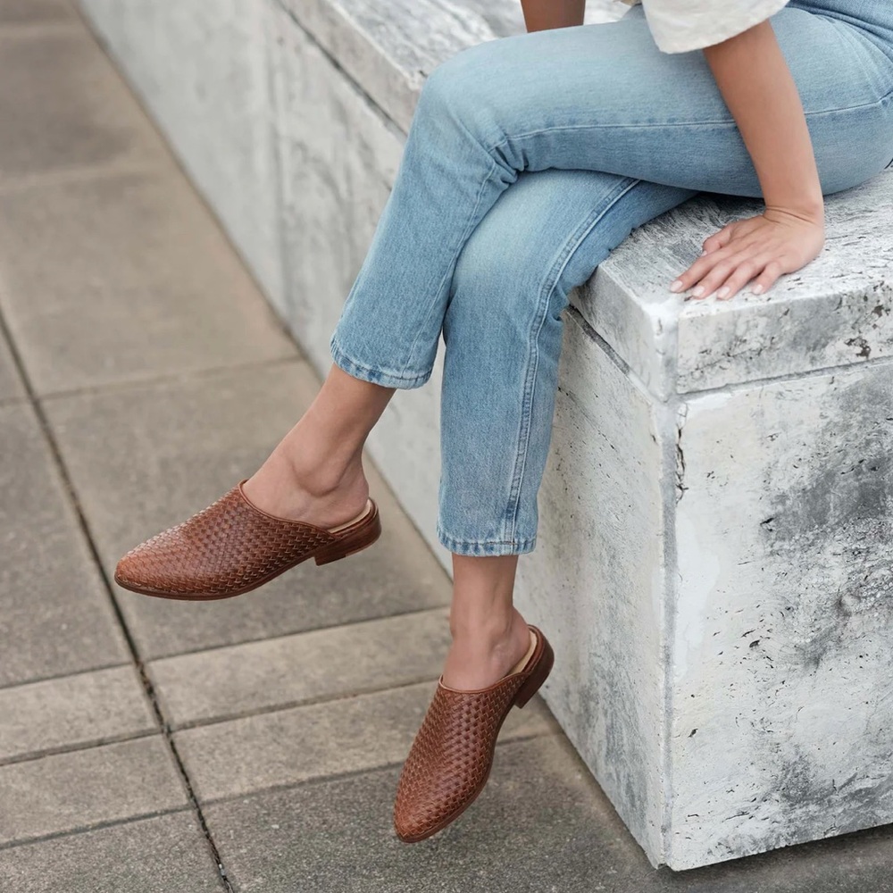 Nisolo Ama Woven Mule